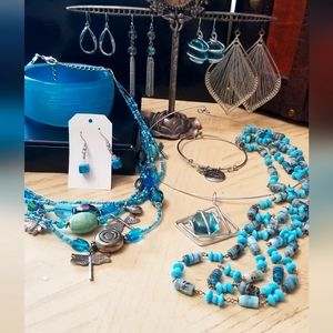 Blue summertime bugs Jewelry Lot